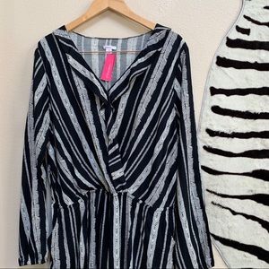 NWT XHILARATION Long Sleeve Shorts Romer Blk/Wht